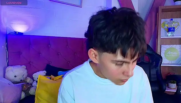 PepperTwink online show from 25, 9, 2025