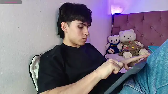 PepperTwink online show from 24, 10, 2025