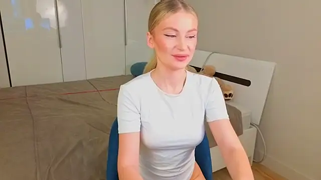 AnitaLamb online show from 14, 11, 2025