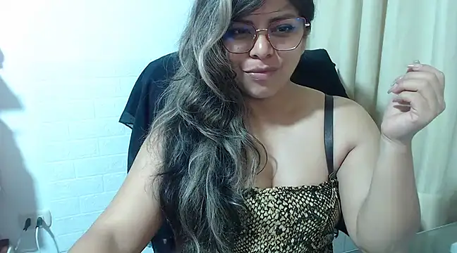 Snapshot of KatteAngelLat chatting on 1, 3, 2025 KatteAngelLat online show from 1, 3, 2025