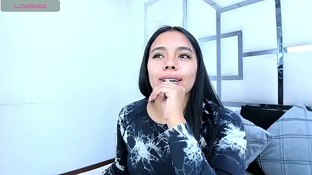 Snapshot of ZoeWan69 chatting on 27, 2, 2026 ZoeWan69 online show from 27, 2, 2026