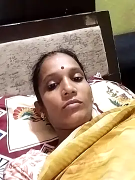 Snapshot of T-Hots chatting on 2, 10, 2025 T-Hots online show from 2, 10, 2025