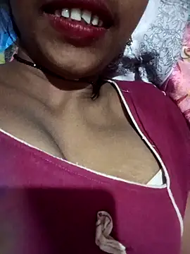 Snapshot of Miss_triha chatting on 16, 9, 2025 Miss triha online show from 16, 9, 2025