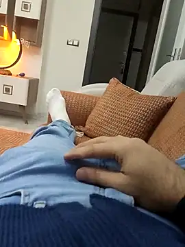 legolasleo online show from 2, 4, 2026