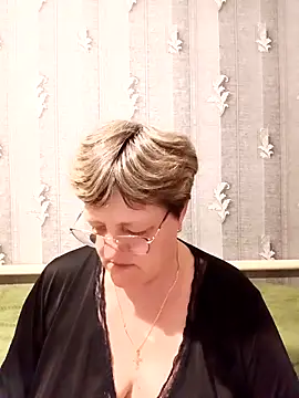 Snapshot of ElzaJewel chatting on 18, 4, 2026 ElzaJewel online show from 18, 4, 2026