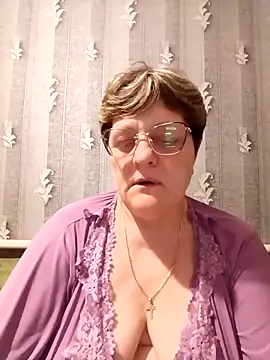 Snapshot of ElzaJewel chatting on 20, 4, 2026 ElzaJewel online show from 20, 4, 2026