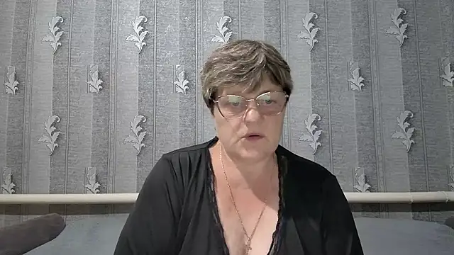 Snapshot of ElzaJewel chatting on 8, 6, 2026 ElzaJewel online show from 8, 6, 2026