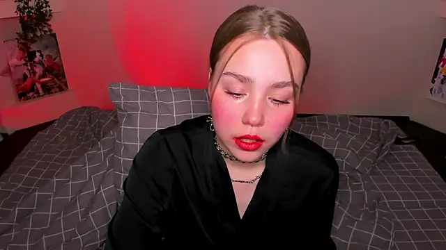 Snapshot of YourMegan chatting on 11, 5, 2026 YourMegan online show from 11, 5, 2026