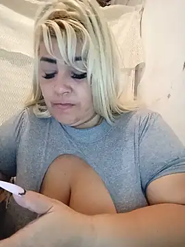Snapshot of BonniAdams chatting on 19, 6, 2026 BonniAdams online show from 19, 6, 2026