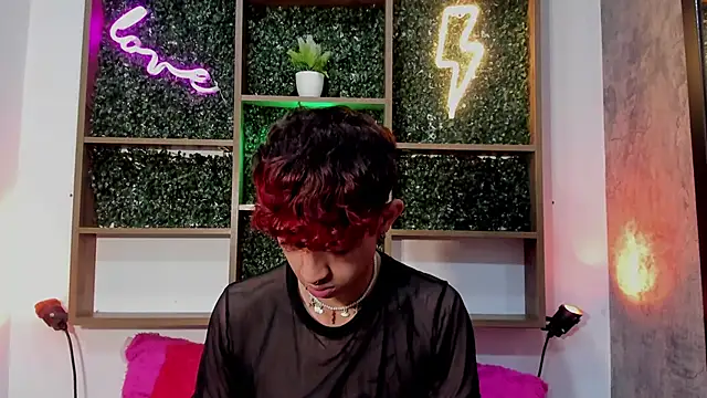 Snapshot of Allen_Starck chatting on 28, 2, 2025 Allen Starck online show from 28, 2, 2025