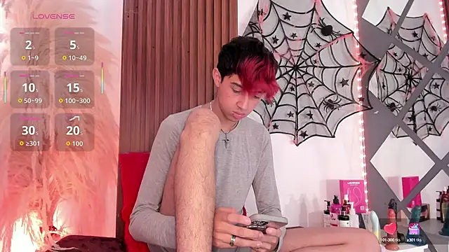 Snapshot of Allen_Starck chatting on 12, 10, 2025 Allen Starck online show from 12, 10, 2025