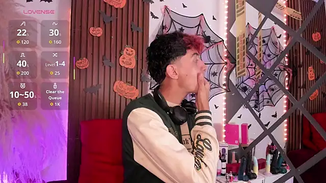 Snapshot of Allen_Starck chatting on 17, 10, 2025 Allen Starck online show from 17, 10, 2025