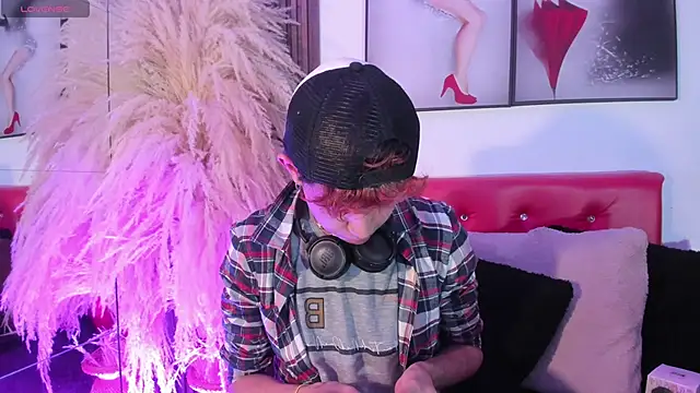 Snapshot of Allen_Starck chatting on 30, 10, 2025 Allen Starck online show from 30, 10, 2025