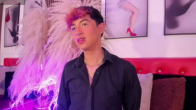 Snapshot of Allen_Starck chatting on 6, 11, 2025 Allen Starck online show from 6, 11, 2025