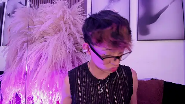 Snapshot of Allen_Starck chatting on 18, 11, 2025 Allen Starck online show from 18, 11, 2025