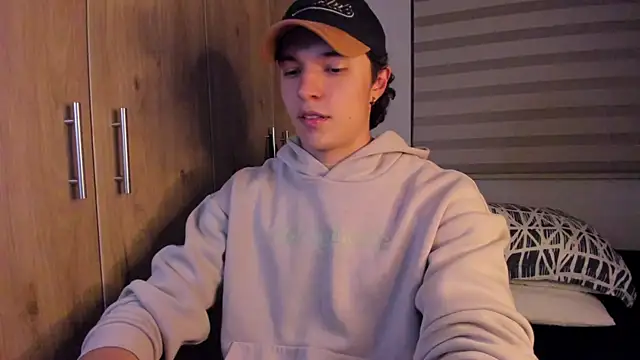 Mastrangelo xxx online show from 27, 10, 2025