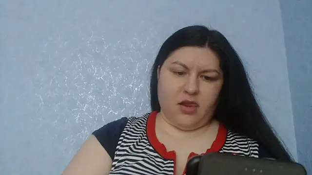 KiraSwee online show from 5, 2, 2026