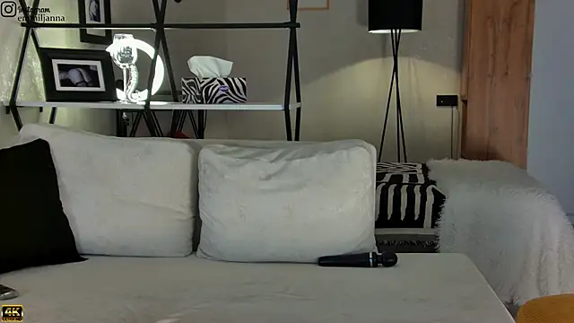 Snapshot of emiljanna chatting on 3, 3, 2025 emiljanna online show from 3, 3, 2025