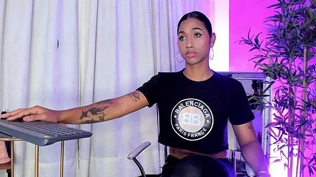 Snapshot of Alissemasiel chatting on 2, 5, 2026 Alissemasiel online show from 2, 5, 2026