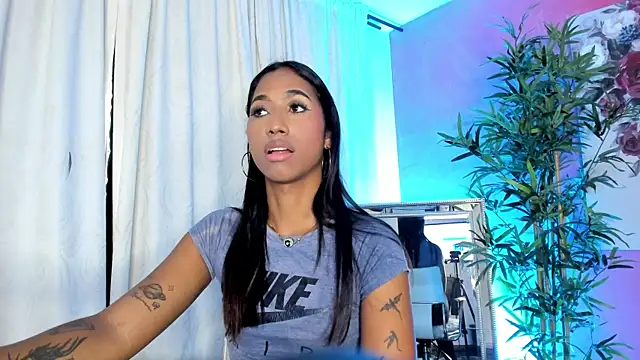 Snapshot of Alissemasiel chatting on 7, 5, 2026 Alissemasiel online show from 7, 5, 2026