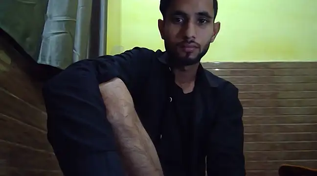 Queen Couple online show from 16, 2, 2025