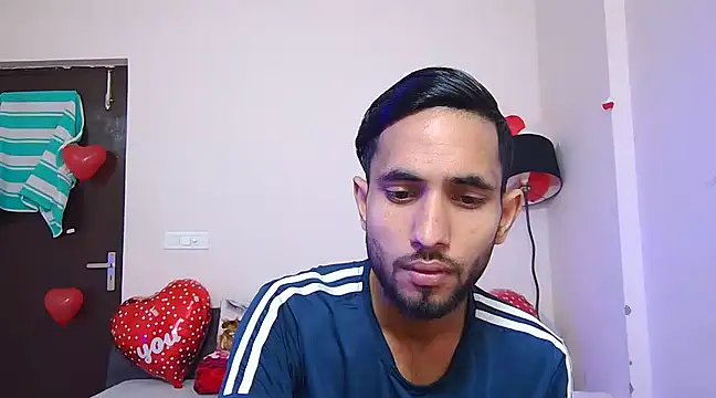 Queen Couple online show from 18, 2, 2025