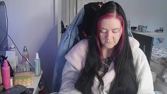 AureliaXOX online show from 18, 10, 2025