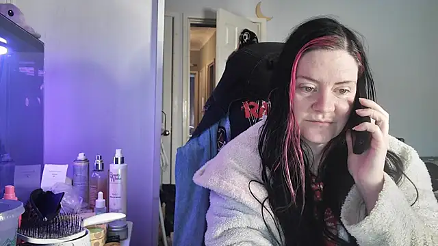 Snapshot of AureliaXOX chatting on 21, 12, 2025 AureliaXOX online show from 21, 12, 2025