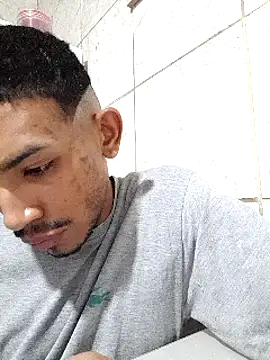 Mineirinho043 online show from 17, 3, 2025