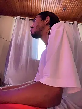 Mineirinho043 online show from 14, 4, 2026