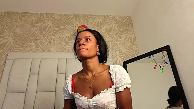 Snapshot of dafnnelewis chatting on 14, 2, 2026 dafnnelewis online show from 14, 2, 2026