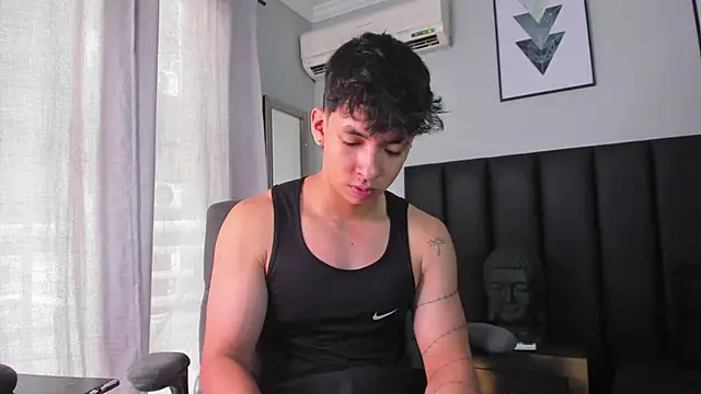 ISAAC CRYSTON online show from 11, 3, 2025