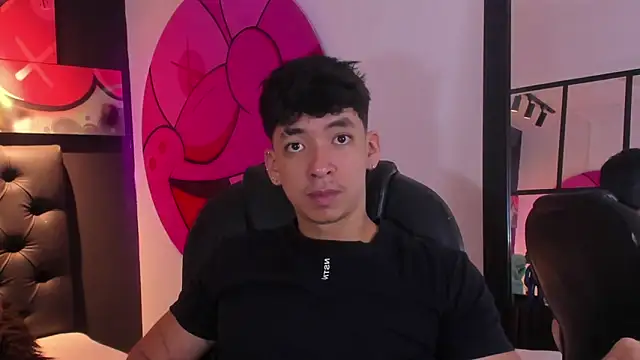 ISAAC CRYSTON online show from 15, 9, 2025