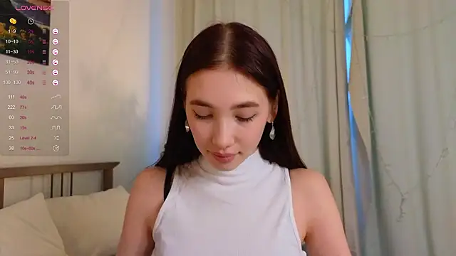 LizbethGee online show from 17, 2, 2025