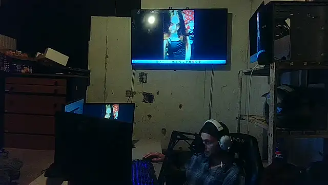 nuttyking2022 online show from 17, 4, 2026