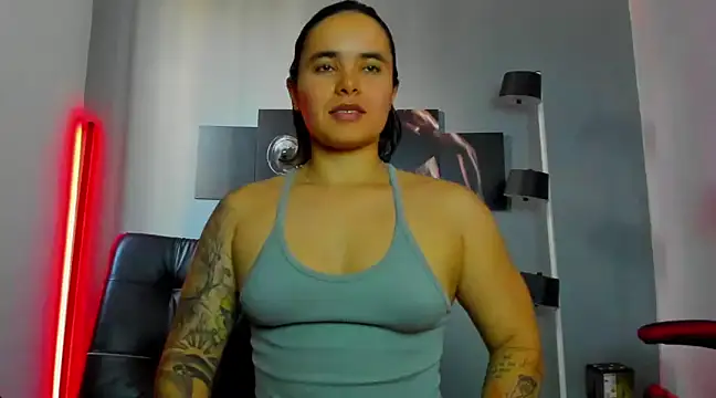 Snapshot of karlyjons12 chatting on 20, 2, 2025 karlyjons12 online show from 20, 2, 2025