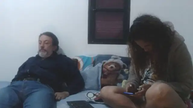 jeans and emma online show from 20, 9, 2025