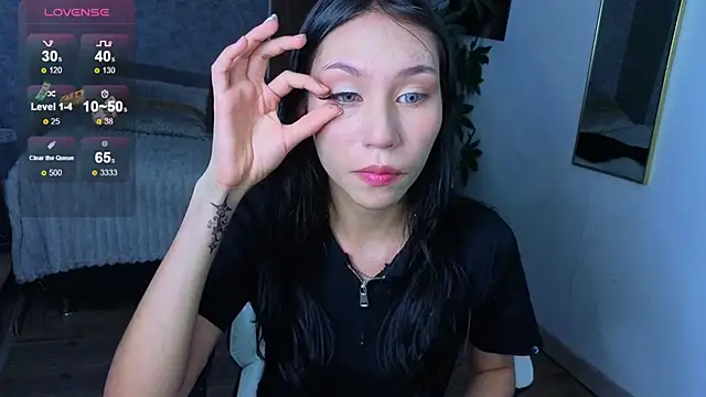 Miaa Lee7 online show from 18, 7, 2026