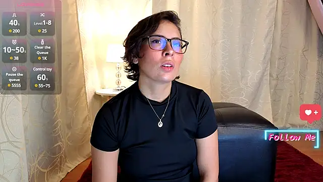 Snapshot of sophia_dumont chatting on 3, 3, 2025 sophia dumont online show from 3, 3, 2025