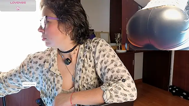 sophia dumont online show from 19, 11, 2025