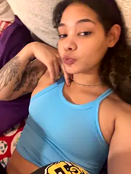 Snapshot of tastylolaaa chatting on 29, 9, 2025 tastylolaaa online show from 29, 9, 2025