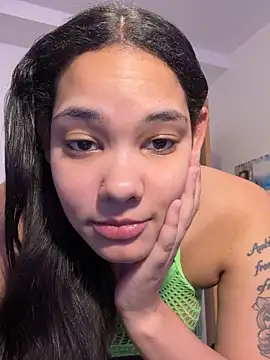 Snapshot of tastylolaaa chatting on 12, 10, 2025 tastylolaaa online show from 12, 10, 2025