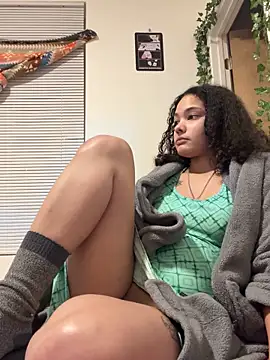 Snapshot of tastylolaaa chatting on 26, 10, 2025 tastylolaaa online show from 26, 10, 2025