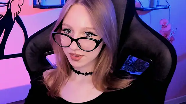 DariaTate online show from 19, 10, 2025