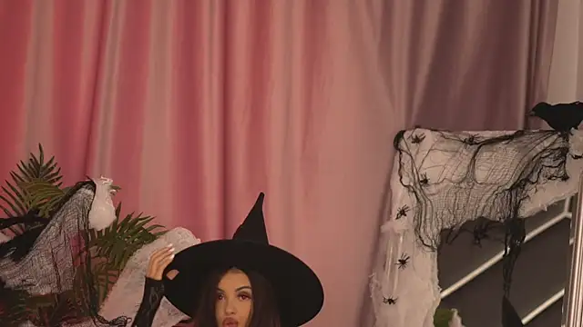 LilaRoses online show from 24, 10, 2025