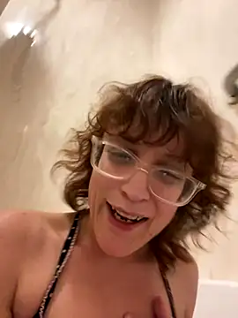 grassXass420 online show from 9, 10, 2025