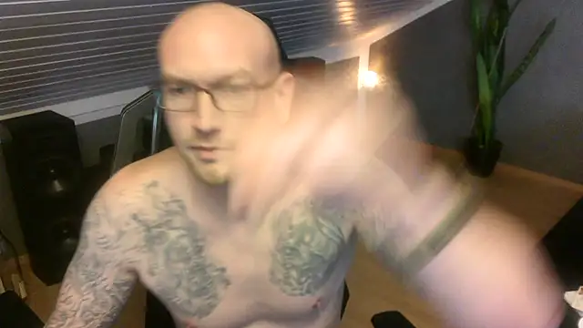 Fit Firefigther online show from 4, 2, 2025