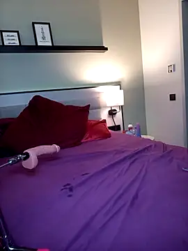 LunaSoleil9 online show from 9, 2, 2026