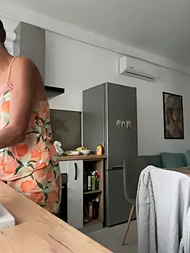 BonyBon29 online show from 2, 6, 2026