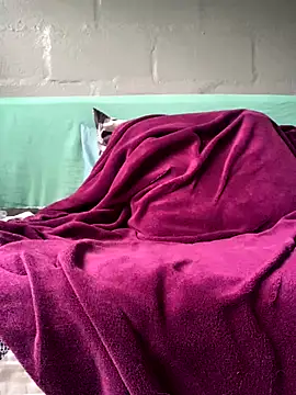 Uncleuncutmushroom online show from 10, 9, 2025